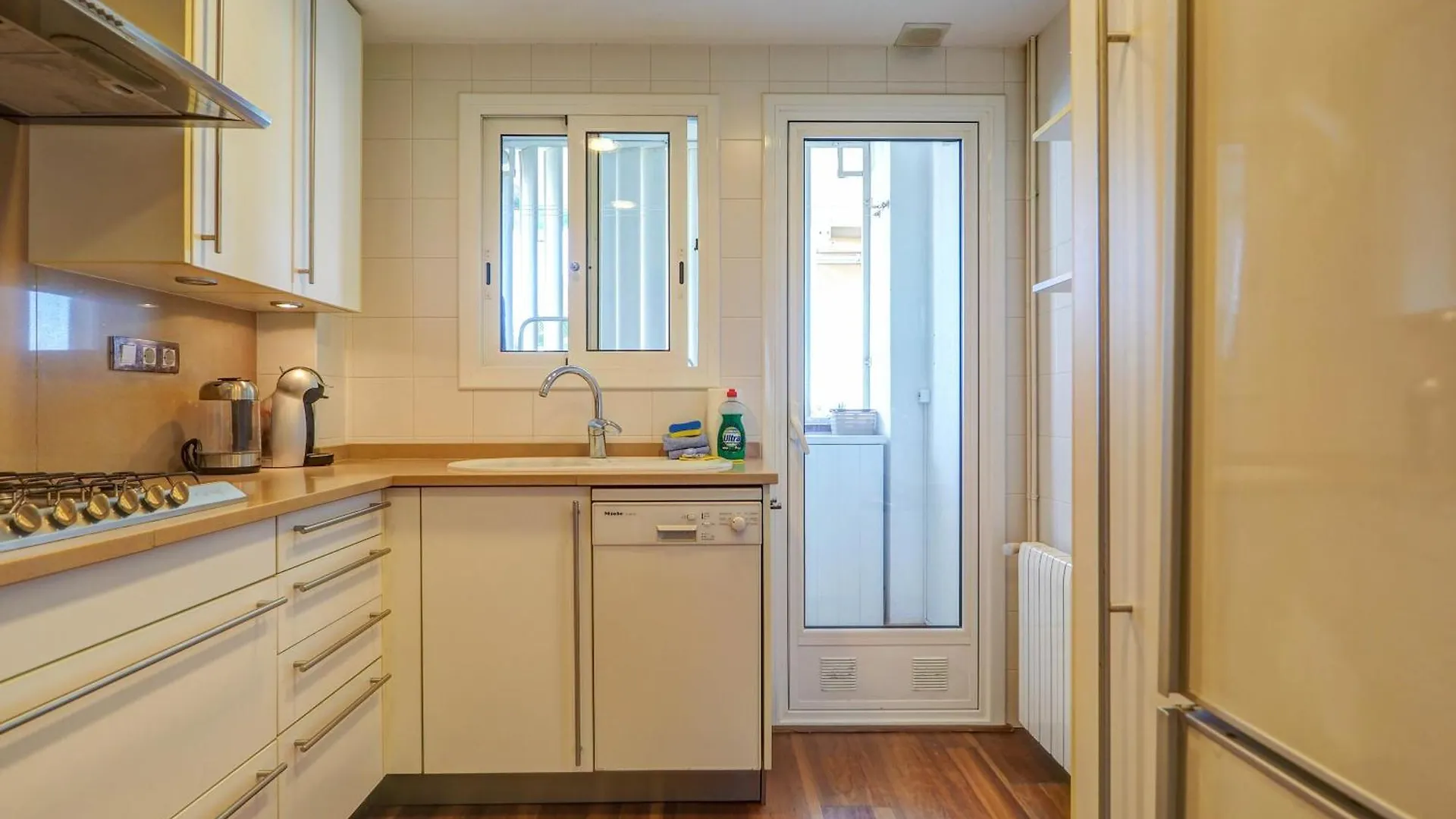Balmins Surf By Hello Homes Sitges